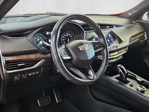 Used 2023 Cadillac XT4 Sport image 10