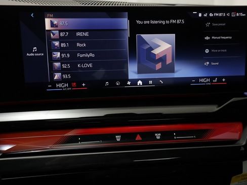 New 2026 BMW 530i xDrive w/ M Sport Package image 9