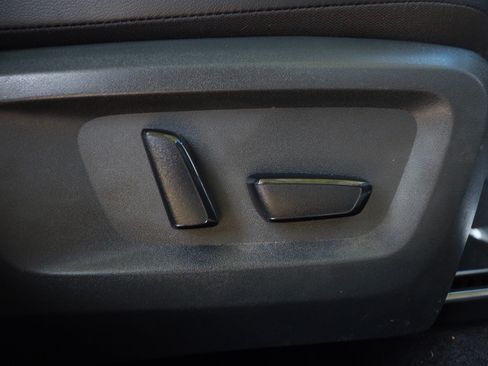 Used 2021 Nissan Rogue SL w/ Premium Package FWD image 31