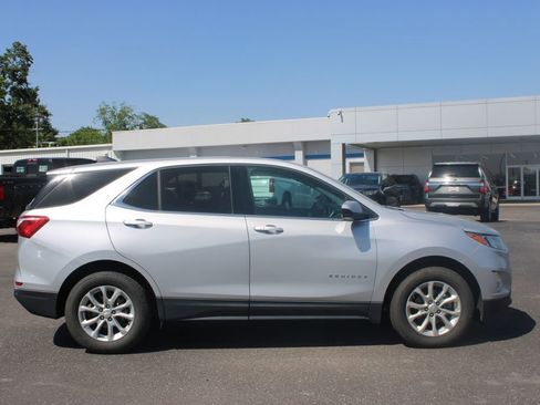 Used 2020 Chevrolet Equinox LT AWD/4WD image 11