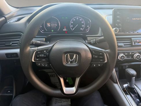 Used 2018 Honda Accord LX image 12