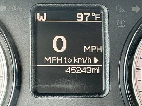 Used 2021 RAM 1500 Classic SLT AWD/4WD image 18