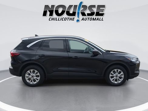 Used 2023 Ford Escape Active AWD/4WD image 9