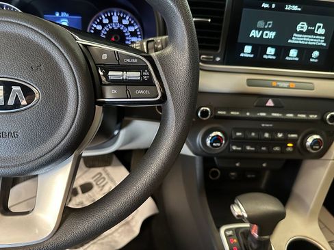 Used 2022 Kia Sportage LX w/ LX AWD Value Edition Package image 11
