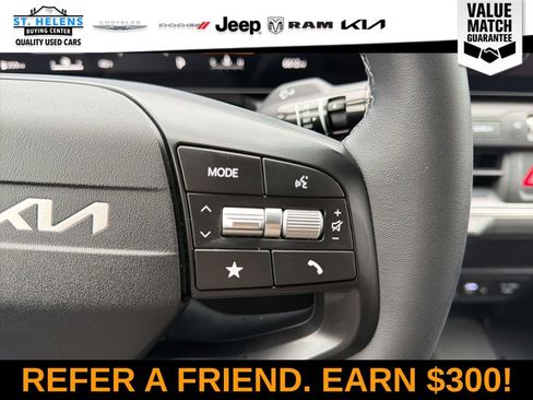 Used 2025 Kia K4 EX FWD image 17