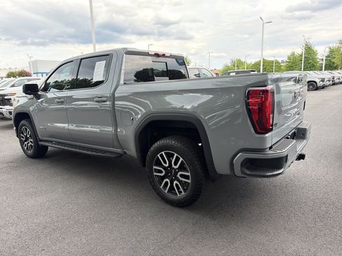 Used 2025 GMC Sierra 1500 AT4 w/ AT4 Premium Package AWD/4WD image 8