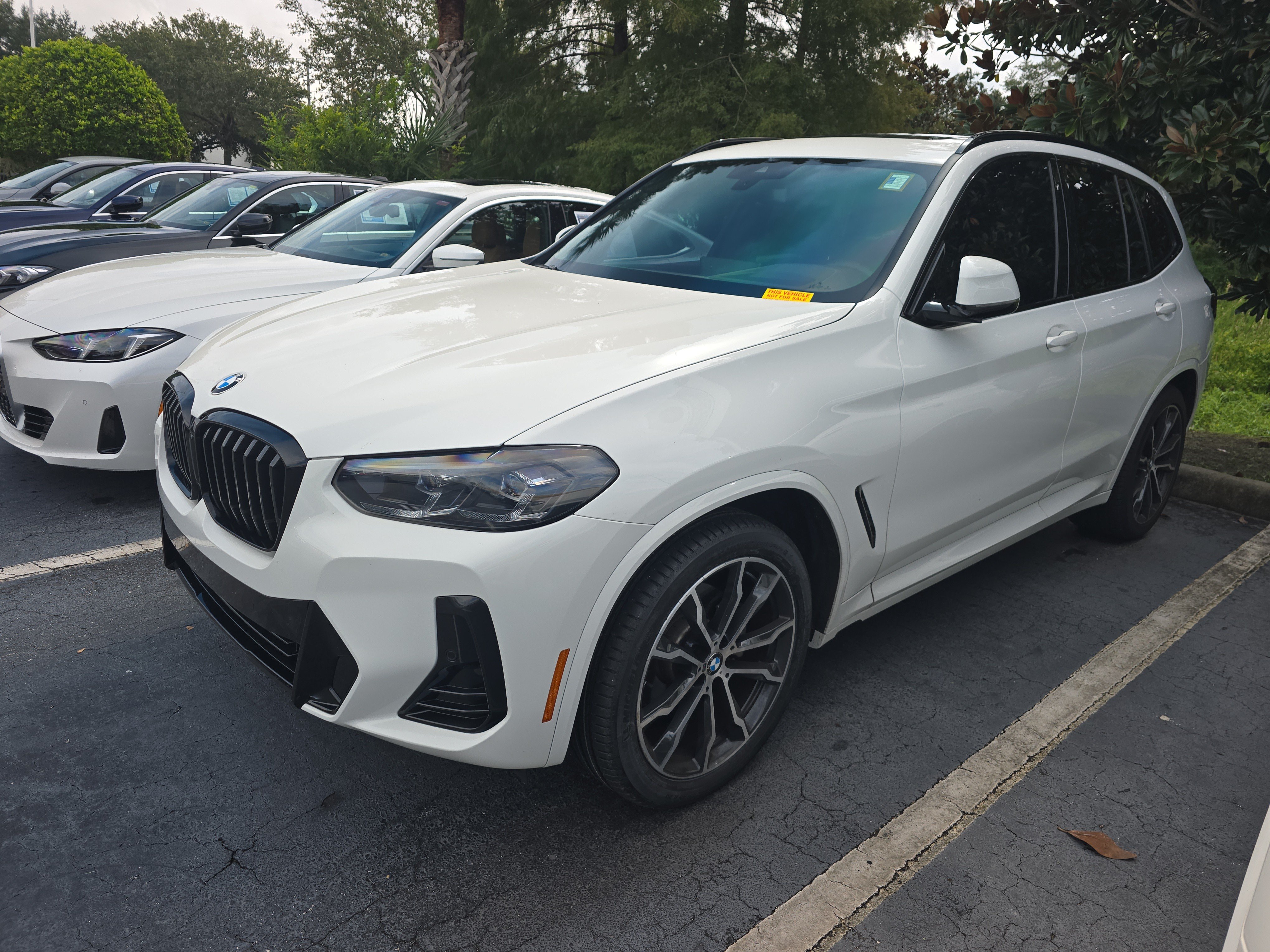 Certified 2024 BMW X3 xDrive30i w/ Premium Package w/ZPA AWD/4WD image 3