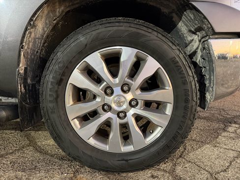 Used 2011 Toyota Tundra Limited image 22