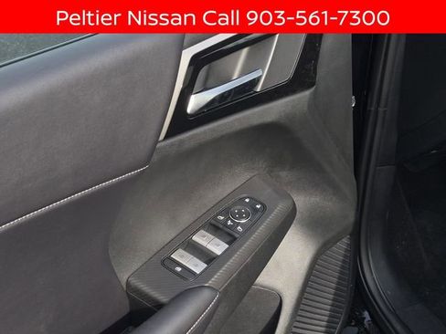 New 2026 Nissan Rogue SL AWD/4WD image 12