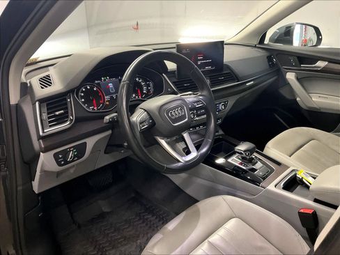 Used 2021 Audi Q5 Premium w/ Convenience Package image 14