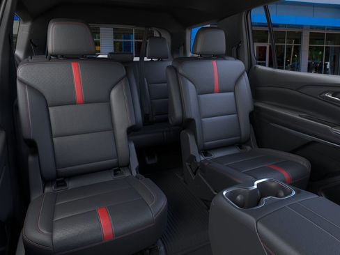 New 2026 Chevrolet Traverse RS w/ LPO, Floor Liner Package image 17