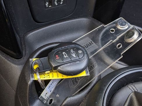 Used 2018 MINI Cooper S image 17