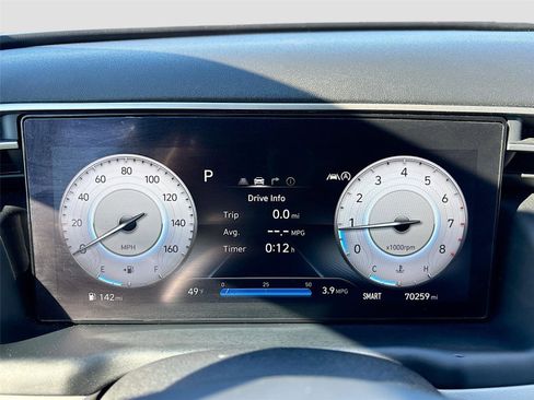 Used 2022 Hyundai Tucson Limited image 13