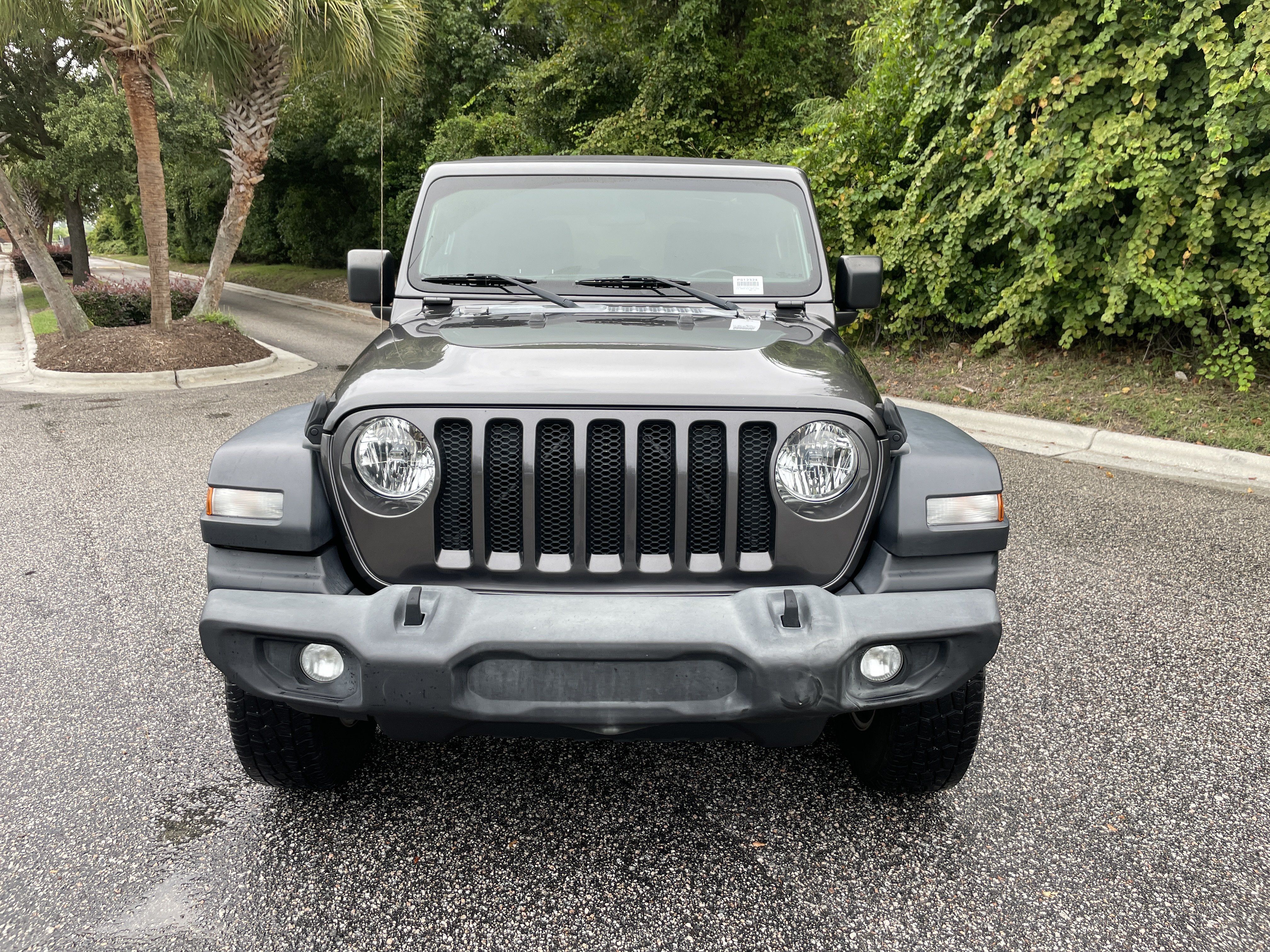 Used 2019 Jeep Wrangler Unlimited Sport S AWD/4WD image 3