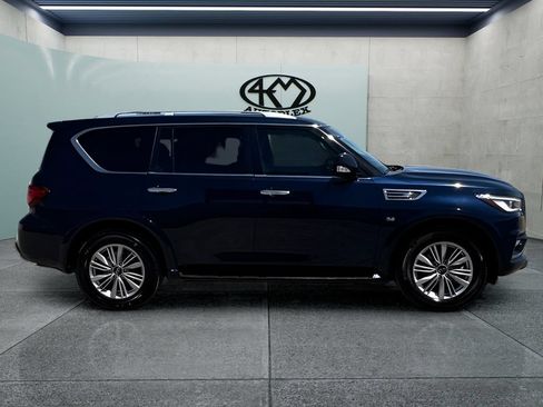 Used 2018 INFINITI QX80 2WD w/ Driver Assistance Package image 2