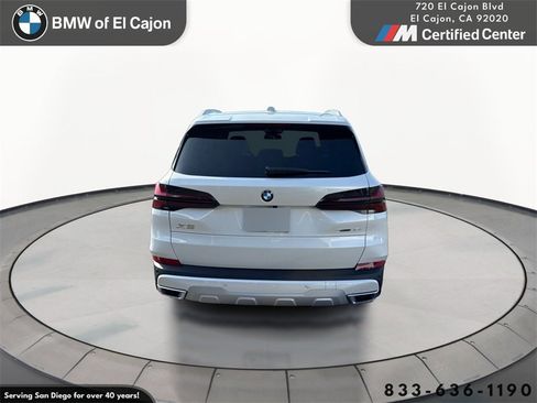 New 2026 BMW X5 sDrive40i image 6