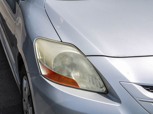 Used 2007 Toyota Yaris S FWD image 5