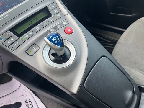 Used 2015 Toyota Prius Three image 24