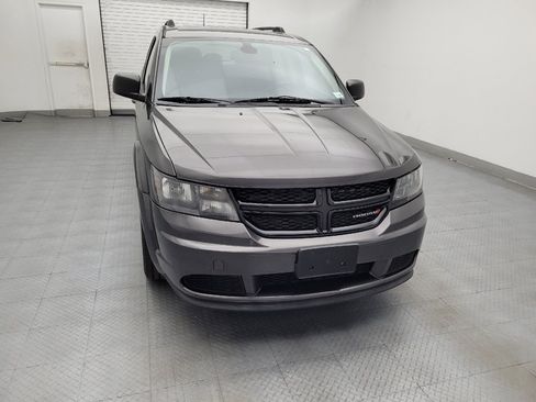 Used 2018 Dodge Journey SE w/ Popular Equipment Group FWD image 14