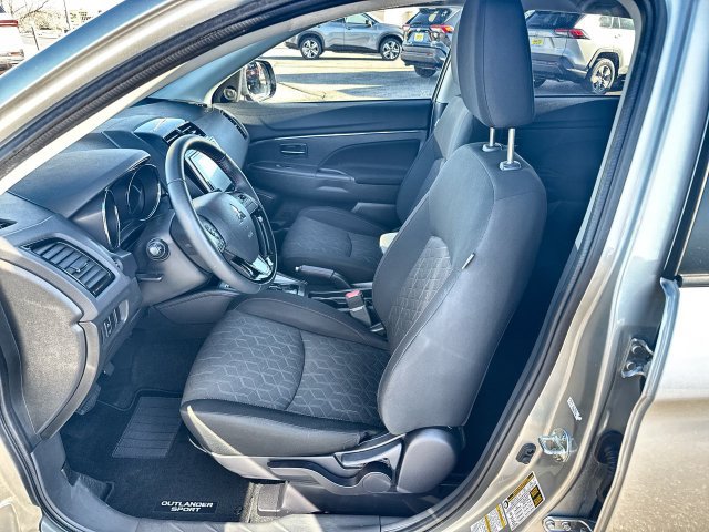 Used 2026 Mitsubishi Outlander Sport LE AWD/4WD image 11