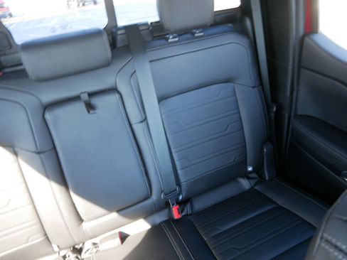 Used 2025 Ford Ranger Lariat w/ Advanced Towing Package image 14