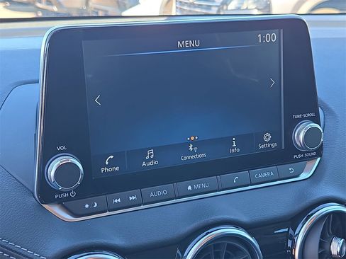 Used 2025 Nissan Sentra SV image 21