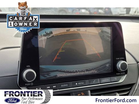 Used 2024 Nissan Altima 2.5 SV image 23