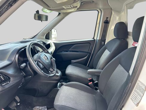 Used 2019 RAM ProMaster City Tradesman SLT FWD image 10