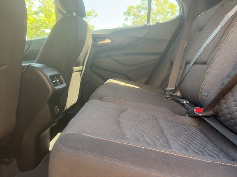 Used 2021 Chevrolet Equinox LT w/ LPO, Cargo Package AWD/4WD image 21