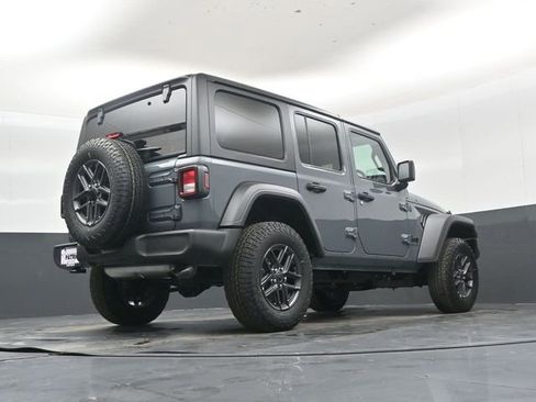 New 2026 Jeep Wrangler Unlimited Sport w/ Convenience Group AWD/4WD image 40