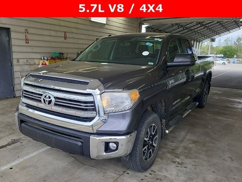 Used 2017 Toyota Tundra SR5 AWD/4WD image 1
