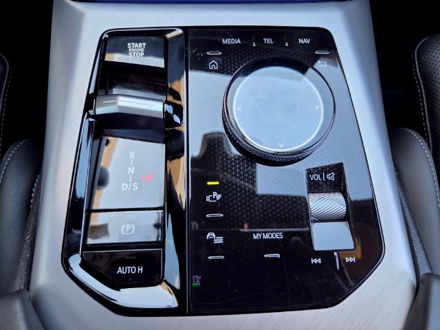 Used 2025 BMW X3 xDrive30i AWD/4WD image 33