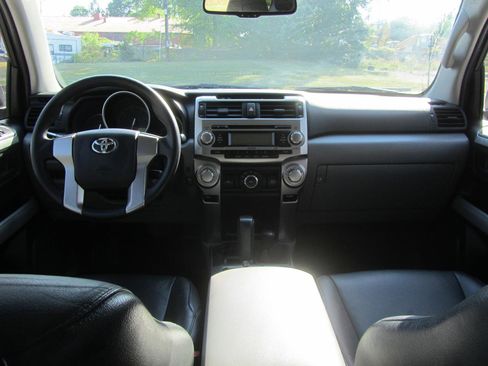 Used 2011 Toyota 4Runner SR5 AWD/4WD image 13
