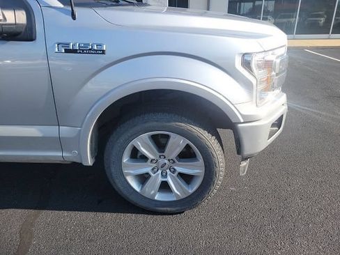 Used 2019 Ford F150 Platinum w/ Equipment Group 701A Luxury AWD/4WD image 6