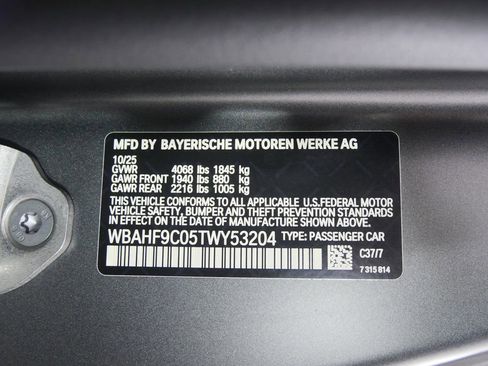 Used 2026 BMW Z4 M40i w/ Premium Package image 35