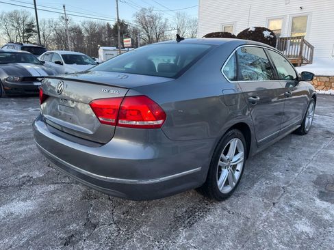 Used 2014 Volkswagen Passat TDI SEL Premium image 7
