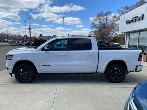 Used 2022 RAM 1500 Limited w/ Night Edition image 10