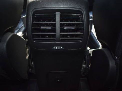 Used 2024 Ford Escape Platinum AWD/4WD image 36