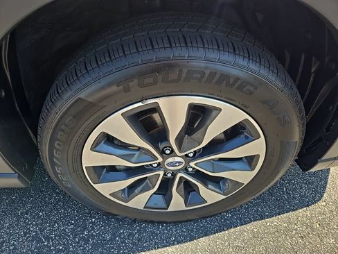 Used 2024 Subaru Outback Limited AWD/4WD image 18