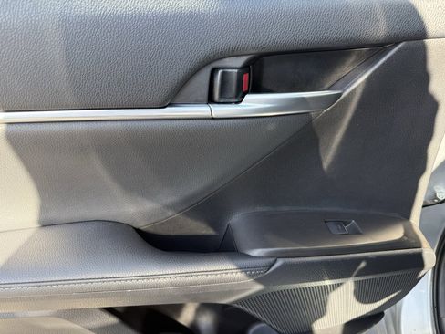 Used 2024 Toyota Camry XLE image 32