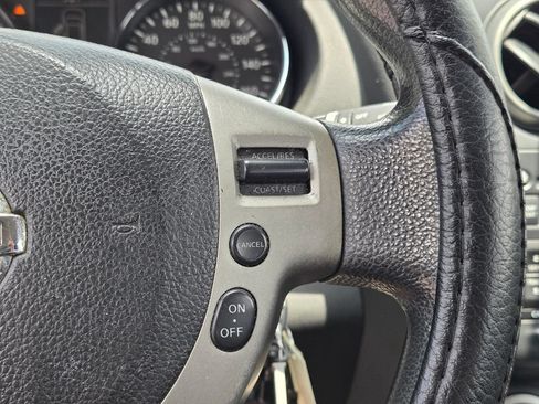 Used 2013 Nissan Rogue S FWD image 21