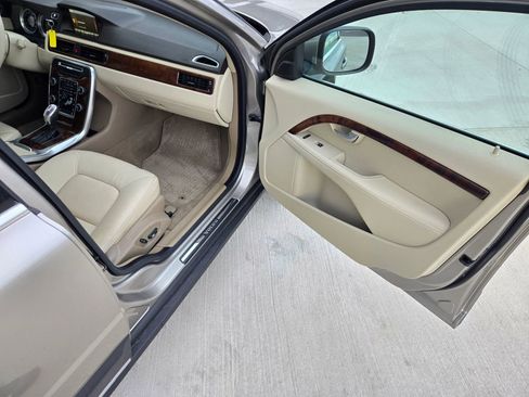Used 2013 Volvo XC70 T6 AWD/4WD image 18