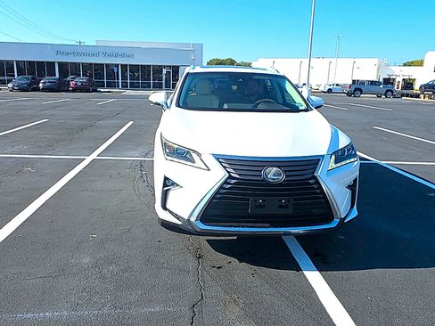 Used 2016 Lexus RX 350 FWD w/ Premium Package image 4