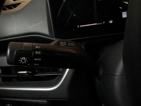 Used 2025 Kia K4 FWD image 36