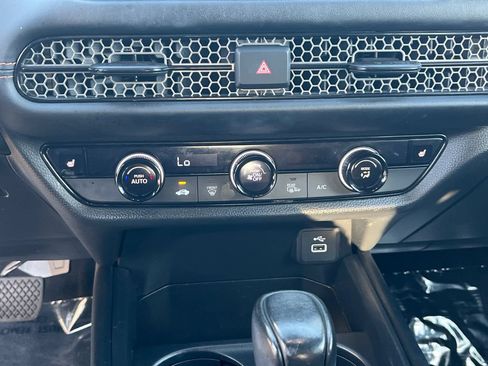 Certified 2024 Honda HR-V Sport image 19
