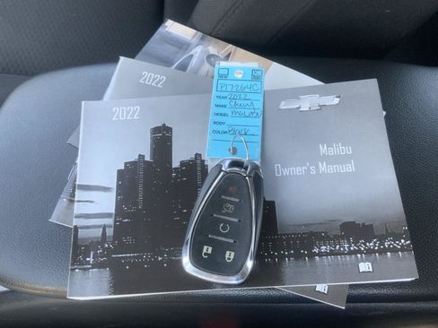 Used 2022 Chevrolet Malibu LS FWD image 18