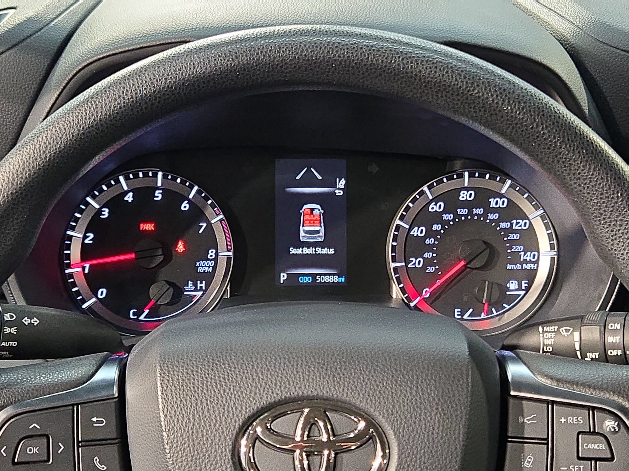 Used 2021 Toyota Highlander L FWD image 13
