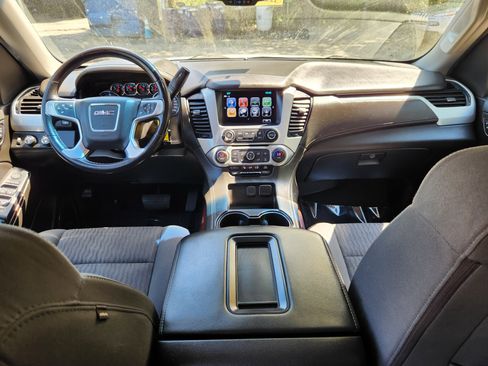Used 2019 GMC Yukon XL SLE w/ SLE Value Package AWD/4WD image 8
