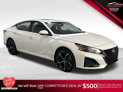 Used 2024 Nissan Altima 2.5 SR w/ SR Premium Package