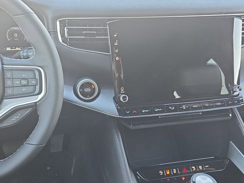 New 2025 Jeep Wagoneer Series II w/ Premium Group I image 14